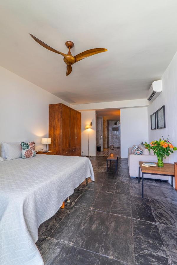 Suites At Sapphire Ocean Club Puerto Vallarta Exterior photo